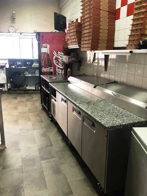 Fully Equipped Pizza Shop + Off Licence in Bournemouth For Sale for Sale