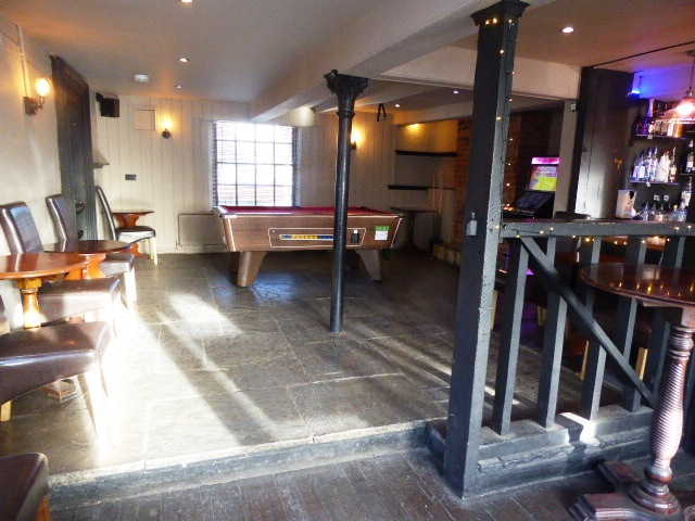 Sell a Attractive Detached Pub in Canterbury For Sale