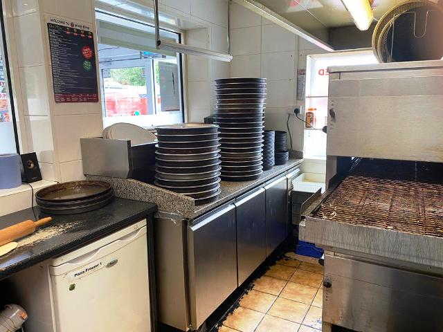 Pizza Takeaway plus adjoining Kebab Shop in Kettering For Sale for Sale