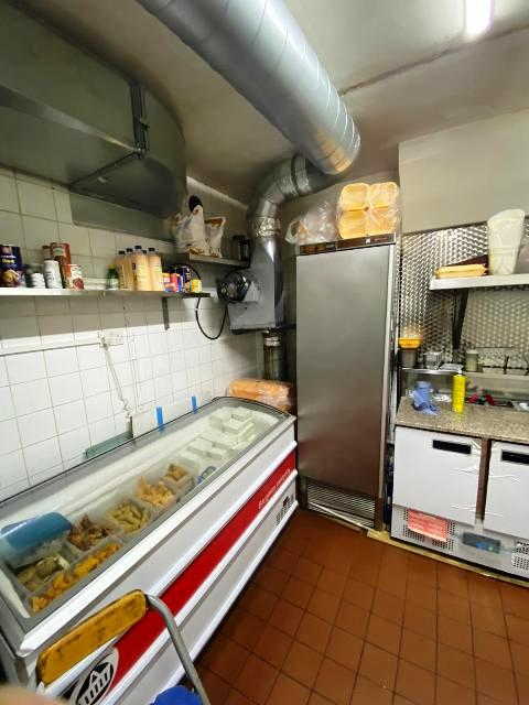 Sell a Fish & Chip Shop plus Pizza Takeaway in Coulsdon For Sale