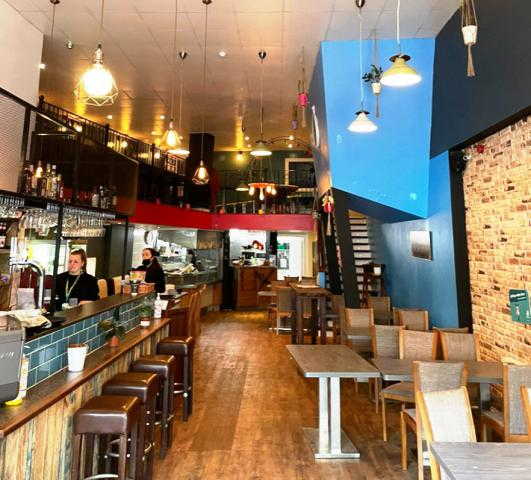 Coffee Shop & Turkish Restaurant in Sittingbourne For Sale