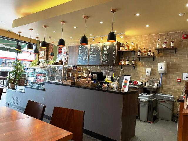 Excellent Coffee Shop in Muswell Hill For Sale