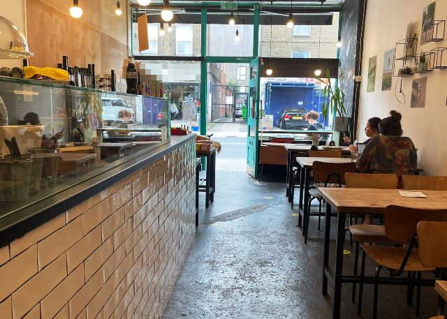Licensed Coffee Shop & Daytime Cafe in Clapton For Sale