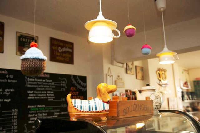 Attractive Coffee Shop & Cafe in Surrey For Sale for Sale