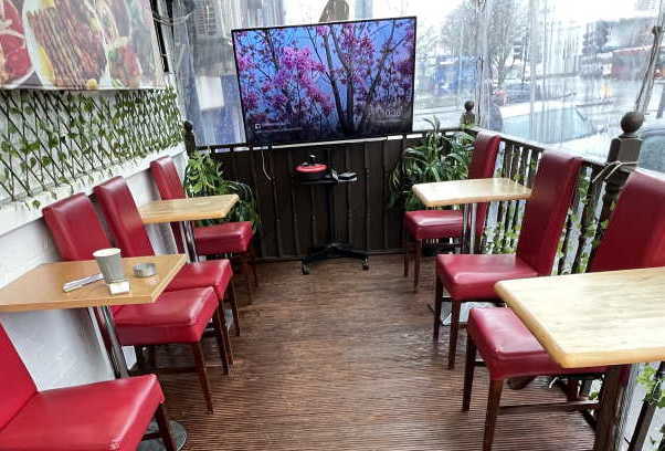 Lebanese Cafe Restaurant in North London For Sale